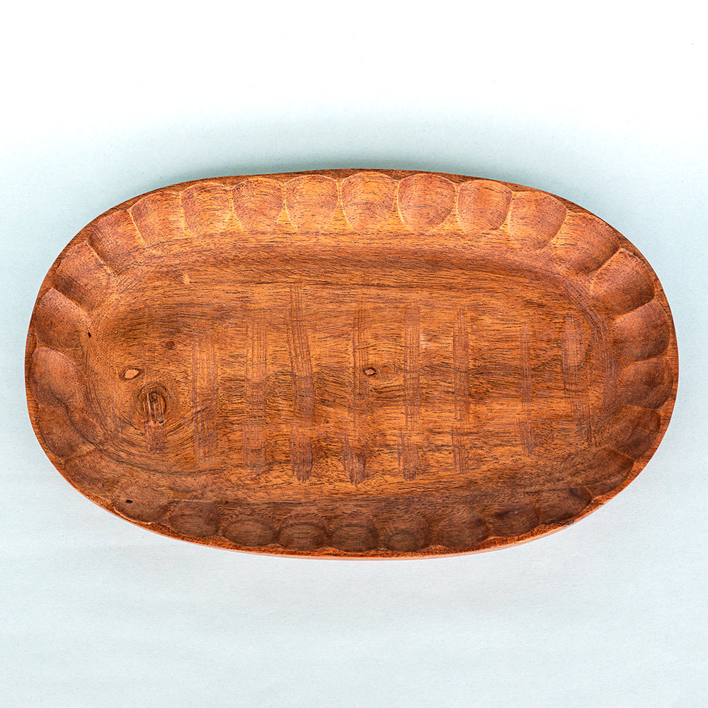 Crusty Cream Carved Mug With Wooden Tray