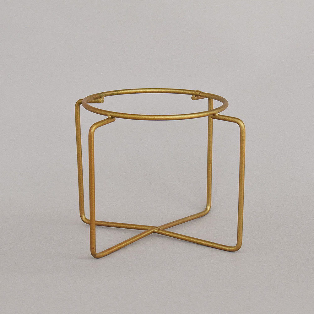 Pretty Peachy Pink Planter With Voguish Gold Stand