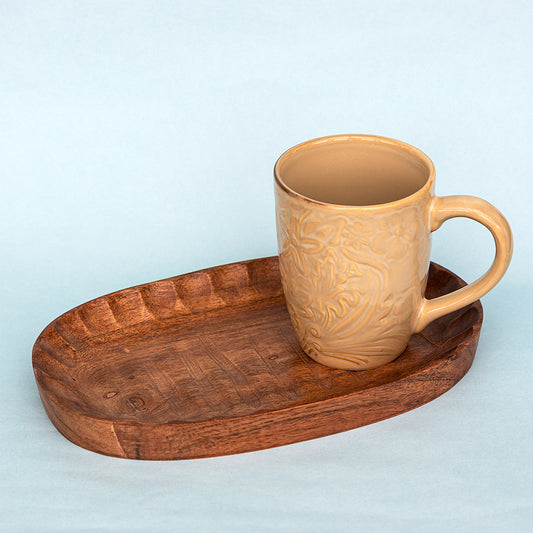 Crusty Cream Carved Mug With Wooden Tray