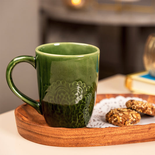 Glossy Green Carved Mug With Wooden Tray