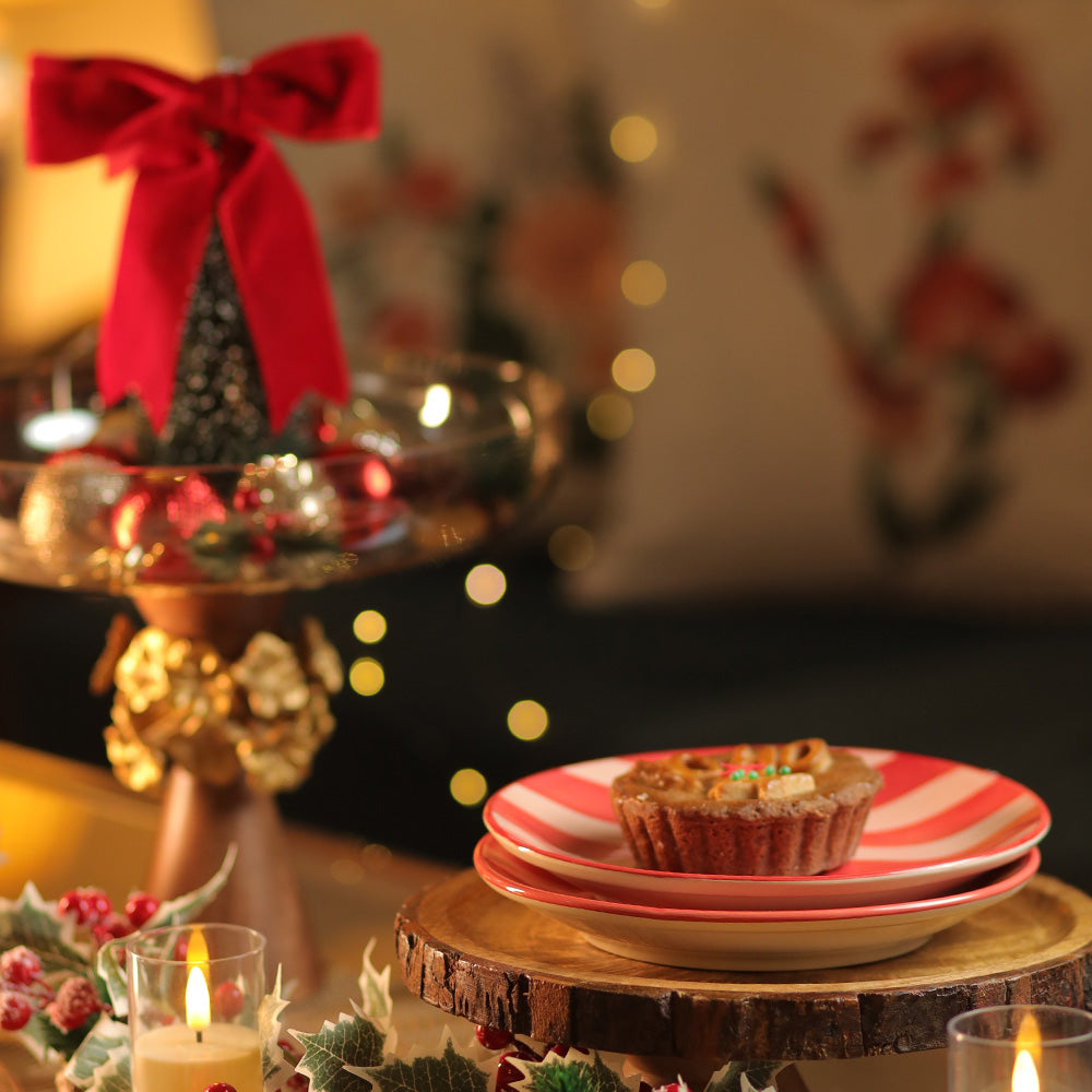 Chic Contrast Dessert Plates- Set of 2