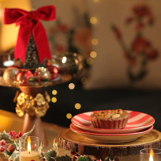 Chic Contrast Dessert Plates- Set of 2